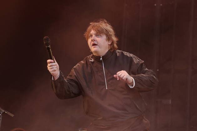 19.07.2026, Lewis Capaldi, Sänger, im Konzert live auf dem Lollapalooza 2026, Olympiastadion, Berlin, Berlin *** July 19, 2026, Lewis Capaldi, singer, live in concert at Lollapalooza 2026, Olympic Stadium, Berlin, Berlin