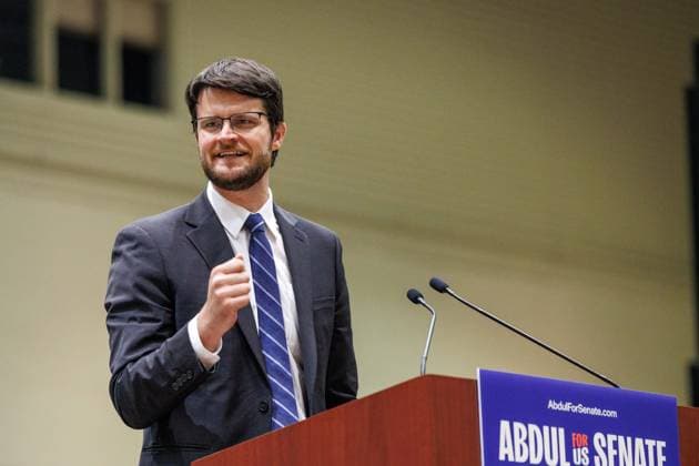 July 19, 2026, Lansing, Michigan, USA: U.S. House candidate WILLIAM LAWRENCE speaks at a rally with U.S. Senate candidate Abdul El-Sayed, U.S. Sen. Bernie Sanders and U.S. Rep. Alexandria Ocasio-Cortez in Lansing, Mich., on July 19, 2026. Lansing USA  - ZUMAr192 20260719_znp_r192_007 Copyright: xAndrewxRothx