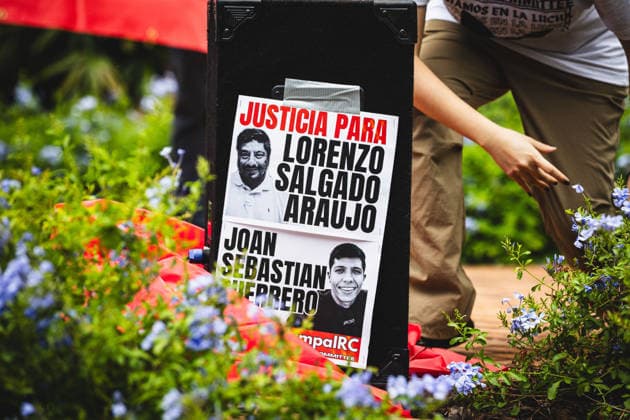 July 19, 2026, Tampa, Florida, USA: Following the recent killings of two people, LORENZO SALGADO ARAUJO in Houston, Texas and JOHAN SEBASTIAN DURAN GUERRERO in Biddeford, Maine members of the Tampa Immigrant Rights Committee staged an emergency protest to show solidarity with all those affected. Tampa USA  - ZUMAd256 20260719_znp_d256_006 Copyright: xDavexDeckerx