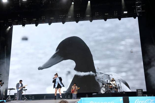 Noga Erez beim Lollapalooza Festival im Olympiapark in Berlin, 19. Juli 2026. Lollapalooza Berlin 2026 *** Noga Erez at the Lollapalooza Festival in Berlin s Olympic Park, July 19, 2026 Lollapalooza Berlin 2026