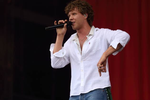 Zartmann beim Lollapalooza Festival im Olympiapark in Berlin, 19. Juli 2026. Lollapalooza Berlin 2026 *** Zartmann at the Lollapalooza Festival in Berlin s Olympic Park, July 19, 2026 Lollapalooza Berlin 2026