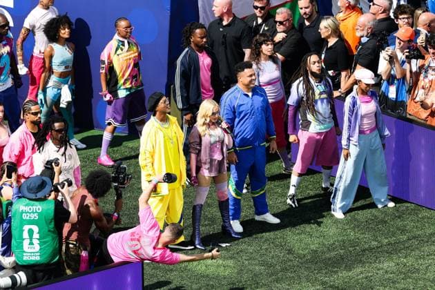July 19, 2026, USA: Madonna performs alongside Brazilian football legends Ronaldo and Ronaldinho during the halftime show of the World Cup final between Spain and Argentina at New York New Jersey Stadium, in East Rutherford, United States, on Sunday, July 19, 2026.(Foto: Brazil Photo Press Brazil Photo Press) INTERNATIONAL USA - ZUMAc233 20260719_zsp_c233_031 Copyright: xVanessaxCarvalhox
