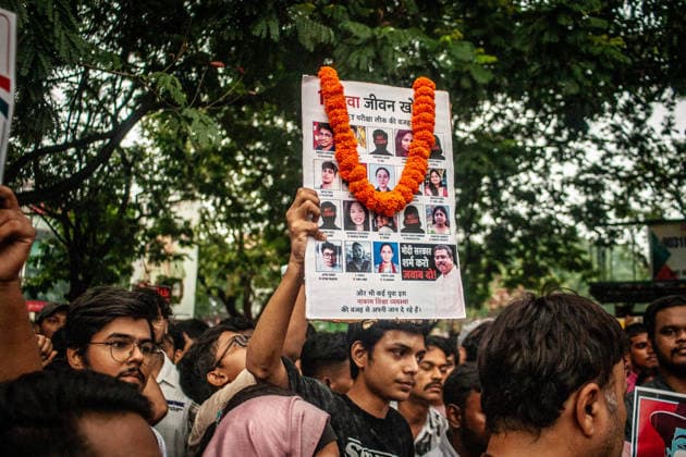 Protest held in solidarity with hospitalized activist Sonam Wangchuk in Jamshedpur - 19 Jul 2026 A protester holds a placard during the demonstration. The protest was organized in solidarity with the Indian activist Sonam Wangchuk, who was on a hunger strike at Jantar Mantar, Delhi, and recently got taken to the hospital by the Delhi Police because of his deteriorating health, which led to a nationwide protest. Sonam is demanding the resignation of Indian Minister of Education Dharmendra Pradhan because of recent NEET paper leaks which effected lakhs of students nationwide in India. Jamshedpur India Copyright: xYousufxSarfarazx xSOPAxImagesx EDUCATION_PROTEST_YSARFARAZ-23