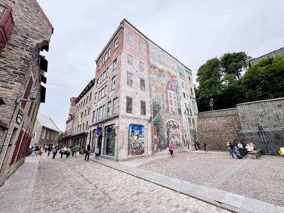 Festival d Ete de Quebec Festival d Ã tÃ de QuÃ bec 2026 - Day 10 A general view of Quartier Petit Champlain, nestled at the base of Cap Diamant in Old QuÃ bec s Lower Town during the Festival d Ã tÃ de QuÃ bec on July 18, 2026 in Quebec City, Quebec. Quebec City Plaines De Abraham Quebec Canada Copyright: xx