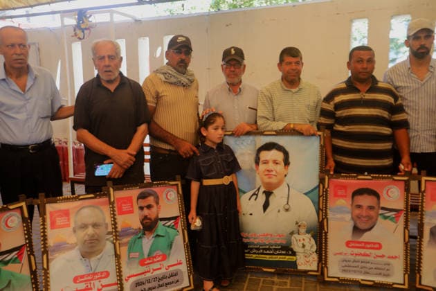 Palestinians hold solidarity rally for prisoners in Gaza City Palestinians take part in a solidarity rally outside the International Committee of the Red Cross (ICRC) headquarters in Gaza City, on July 20, 2026, in support of Palestinian prisoners held in Israeli jails. The demonstration, organized by the Prisoners Committee of the National and Islamic Forces, called for the release of prisoners and urged the international community to protect their rights and end their detention. Photo by Mohammed Salha apaimages Gaza Gaza Strip Palestinian Territory 200726_Gaza_MS_00(26) Copyright: xapaimagesxMohammedxSalhax xapaimagesx