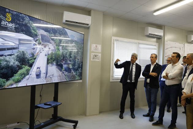 News - Matteo Salvini Visits Raccordo A4-Valtrompia CONCESIO, ITALY - JULY 20: Matteo Salvini, Vice President of the Council of Ministers of the Italian Republic and Minister of Infrastructure and Transport during the technical inspection at the construction site of the Raccordo Autostradale A4 - Valtrompia, at Codolazza base camp on July 20, 2026 in Concesio near Brescia, Italy. The motorway link between the A4 motorway and Valtrompia is a strategic infrastructure managed by Anas, aimed at connecting the main motorway network with the industrial hubs and urban centres of the Brescia valley. Concesio Brescia Italy Copyright: xRichardxMorganox xLiveMediax LPN_2574699