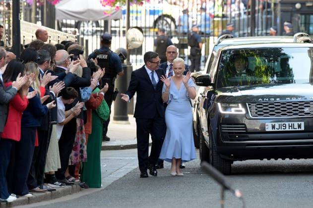 Andy Burnham Prime Minister Andy Burnham gives his first address as the 59th Prime Minister of the UK outside No10 Downing Street London UK with his wife Marie-France van Heel. London Westminster UK Copyright: xMartinxDaltonx Politicians_London_200726_MD_025