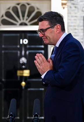 Andy Burnham becomes Prime Minister, Downing Street, London, UK - 20 Jul 2026 Andy Burnham gives his inaugural speech as Prime Minister outside No.10 Downing Street Andy Burnham becomes Prime Minister, Downing Street, London, UK - 20 Jul 2026, Credit:Victoria Jones Shutterstock PA ROTA - B68 Avalon United Kingdom, London, Downing Street  Copyright: xVictoriaxJones Shutterstockx xPAxROTAx-xB68x xAvalonx 1117553688