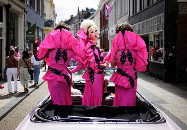 TILBURG - Participants during a Pride Walk from Tilburg station towards the Tilburg Fair for the traditional Pink Monday. During this day, equality, inclusion, and acceptance are celebrated with a large fair. RAMON VAN FLYMEN ANP netherlands out - belgium out  Copyright: xx x563922904x originalFilename: 563922904.jpg