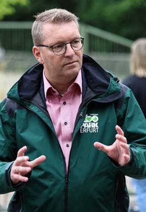 Thueringer Zoopark Erfurt 20.07.2026, Erfurt, Thueringer Zoopark, Eroeffnung der neuen Anlage der Roten Pandas und Stachelschweine im Bild: Zoodirektor Jan Schleinitz *** Thuringian Zoopark Erfurt, July 20, 2026, Erfurt, Thuringian Zoopark, Opening of the new red panda and porcupine enclosure; pictured: Zoo Director Jan Schleinitz