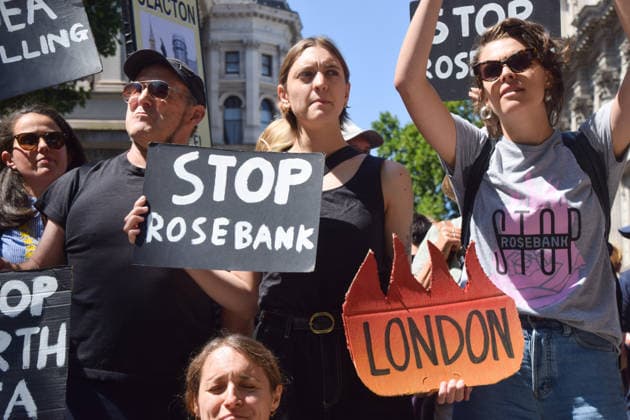 July 20, 2026, London, England, United Kingdom: Climate activists from the group Fossil Free London stage a protest outside Downing Street against Rosebank and other oil and gas projects in the North Sea ahead of the arrival of Andy Burnham, who replaces Keir Starmer as the UK Prime Minister. London United Kingdom  - ZUMAv130 20260720_zip_v130_014 Copyright: xVukxValcicx