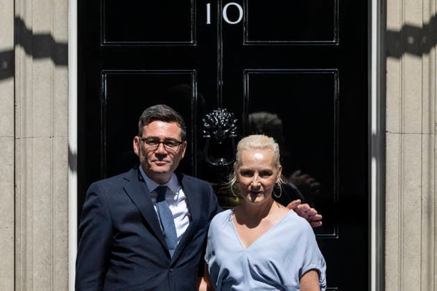 July 20, 2026, London, London, UK: LONDON, UK. Andy Burnham, the new Prime Minister, and wife Marie-France van Heel, after he gave his first speech in Downing Street, replacing Sir Keir Starmer and becoming BritainÃ¢â‚¬â ¢s seventh Prime Minister in ten years. London UK  - ZUMAl94_ 20260720_zaf_l94_087 Copyright: xStephenxChungx
