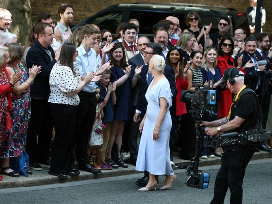 July 20, 2026, London, United Kingdom: New Prime Minister and Leader of the Labour Party Andy Burnham and wife Marie France van Heel greet supporters as they arrive at Downing Street. London United Kingdom  - ZUMAs197 20260720_aaa_s197_086 Copyright: xFredxDuvalx