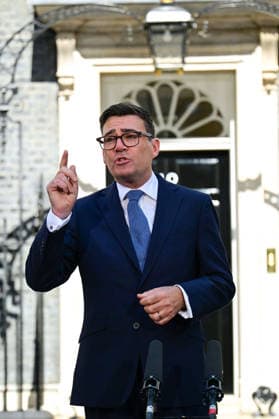 . 20 07 2026. London, United Kingdom. New UK Prime Minister Andy Burnham and wife Marie-France van Heel arriving at No10 Downing Street in London. Pic: i-Images Pool  xi-Imagesx xPoolx IIM-26910-0093