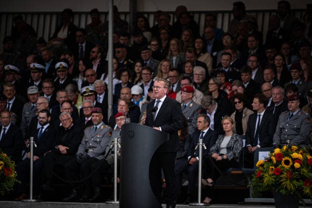 Berlin, Feierliches Gelöbnis im BMVg Feierliches Gelöbnis im Bundesministerium der Verteidigung am 20.07.2026 anlässlich des 82. Jahrestages des 20. Juli 1944. Im Bild: Bundesminister der Verteidigung Boris Pistorius bei seiner Rede. Berlin Bundesministerium der Verteidigung Berlin Deutschland *** Berlin, Ceremonial Oath-Taking at the Federal Ministry of Defense Ceremonial oath-taking at the Federal Ministry of Defense on July 20, 2026, marking the 82nd anniversary of July 20, 1944. Pictured: Federal Minister of Defense Boris Pistorius delivering his speech Berlin Federal Ministry of Defense Berlin Germany