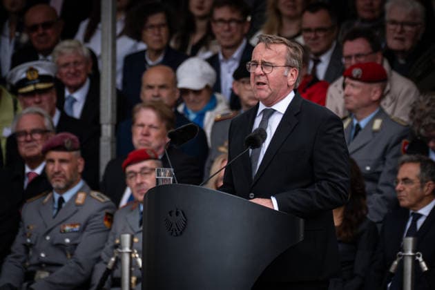 Berlin, Feierliches Gelöbnis im BMVg Feierliches Gelöbnis im Bundesministerium der Verteidigung am 20.07.2026 anlässlich des 82. Jahrestages des 20. Juli 1944. Im Bild: Bundesminister der Verteidigung Boris Pistorius bei seiner Rede. Berlin Bundesministerium der Verteidigung Berlin Deutschland *** Berlin, Ceremonial Oath-Taking at the Federal Ministry of Defense Ceremonial oath-taking at the Federal Ministry of Defense on July 20, 2026, marking the 82nd anniversary of July 20, 1944. Pictured: Federal Minister of Defense Boris Pistorius delivering his speech Berlin Federal Ministry of Defense Berlin Germany