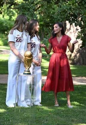 The Royal Family holds an audience with the Spanish National Soccer Team, winner of the 2026 FIFA World Cup. Queen Letizia, Infanta Sofía, and Princess Leonor during the audience with the Spanish National Soccer Team after it was crowned winner of the FIFA World Cup against Argentina on July 20, 2026, in Madrid, Spain. The King and Queen, along with their two daughters, host the Spanish National Soccer Team at the Zarzuela Palace after their victory the previous day in New York against the Argentine National Team. This event marks the start of a series of official and public celebrations, culminating with La Roja in Cibeles Square presenting the title to the fans. SOCCER PEOPLE WORLD CUP José Spain  Copyright: xJosÃ xOlivax 7677960