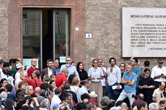 IPA86848081 - Bologna: Fakir Abderrahim dies while in police custody; a demonstration is held in Piazza del Nettuno, with representatives from various institutions also in attendance.  Copyright: xGiannixSchicchix xGiannixSchicchix 86848081