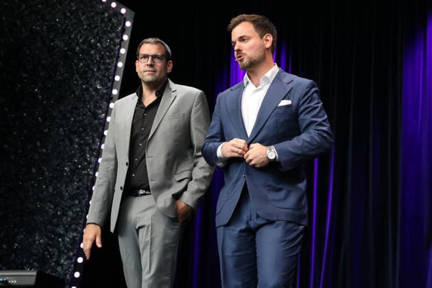 20.07.2026, Kulturzentrum Güssing BGLD, Finale des burgenländischen Kabarettpreises 2026 beim Kultur Sommer Güssing, Vier Kandidaten treten an um das Preisgeld zu gewinnen im Bild: -live a d Bühne, Florian Roehlich u. David Krammer -Flo & Wisch, Finale des burgenländischen Kabarettpreises 2026 beim Kultur Sommer Güssing *** July 20, 2026, Güssing Cultural Center, Burgenland, Finals of the 2026 Burgenland Cabaret Award at the Güssing Summer Culture Festival; four candidates compete for the prize money—pictured live on stage: Florian Roehlich, David Krammer, and Flo Wisch; Finals of the 2026 Burgenland Cabaret Award at the Güssing Summer Culture Festival