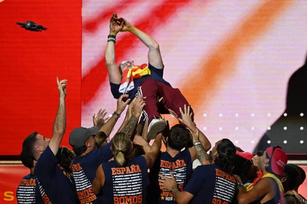 The Spanish National Soccer Team Celebrates the World Cup with a Huge Party at Cibeles The national team players during the World Cup celebration at Cibeles on July 20, 2026, in Madrid, Spain. The Spanish national soccer team celebrated its second World Cup title in Madrid in front of two million fans, who braved the heat to celebrate the latest success of Luis de la Fuente’s team in a grand finale at Plaza de Cibeles that put the finishing touch on 24 unforgettable hours. JULY 21, 2026, Madrid, Spain  Copyright: xOscarxOrtizx 7678454