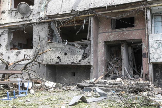 A five-storey apartment block is severely damaged by a Russian strike with an upgraded guided aerial bomb on a residential quarter in Pavlohrad, Dnipropetrovsk region, Ukraine, July 20, 2026. (Photo by Mykola Miakshykov Ukrinform) Russian troops hit residential area in Pavlohrad with guided bomb  Copyright: xMykolaxMiakshykovx