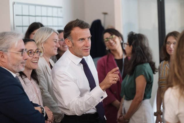 French President Emmanuel Macron, accompanied by Céline Greco, founder of IM PACTES, visits the Asterya child support center—an innovative support program established at Necker Hospital and dedicated to young people under the care of the Child Welfare Services (ASE)—in Paris, France, on July 21, 2026 Grégoire Campione Pool Bestimage French President Emmanuel Macron visits the Asterya child support center—an innovative support program established at Necker Hospital and dedicated to young people in the care of Child Welfare Services (ASE)—in Paris, France, on July 21, 2026 Paris France  Copyright: xGrÃ goirexCampione Pool BestimagexGrÃ goirexCampione Pool Bestimagex
