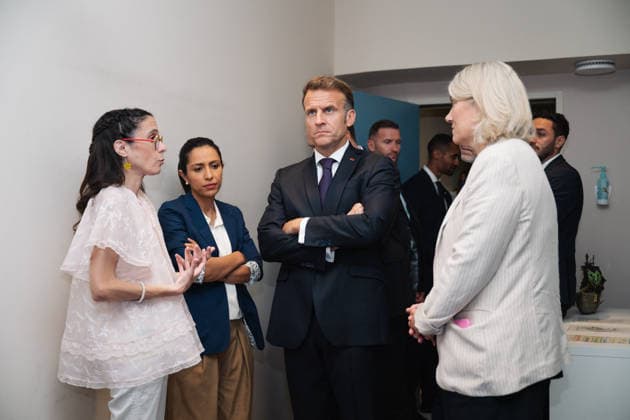 French President Emmanuel Macron, accompanied by Céline Greco, founder of IM PACTES, visits the Asterya child support center—an innovative support program established at Necker Hospital and dedicated to young people under the care of the Child Welfare Services (ASE)—in Paris, France, on July 21, 2026 Grégoire Campione Pool Bestimage French President Emmanuel Macron visits the Asterya child support center—an innovative support program established at Necker Hospital and dedicated to young people in the care of Child Welfare Services (ASE)—in Paris, France, on July 21, 2026 Paris France  Copyright: xGrÃ goirexCampione Pool BestimagexGrÃ goirexCampione Pool Bestimagex