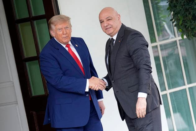 Donald Trump welcomes Joseph Aoun - Washington US President Donald Trump greets Lebanese President Joseph Aoun before their meeting at to the White House in Washington on July 21, 2026. Photo by Yuri Gripas ABACAPRESS.COM Washington DC United States  Copyright: xGripasxYuri ABACAx