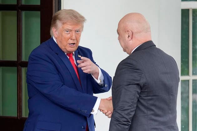 Donald Trump welcomes Joseph Aoun - Washington US President Donald Trump greets Lebanese President Joseph Aoun before their meeting at to the White House in Washington on July 21, 2026. Photo by Yuri Gripas ABACAPRESS.COM Washington DC United States  Copyright: xGripasxYuri ABACAx