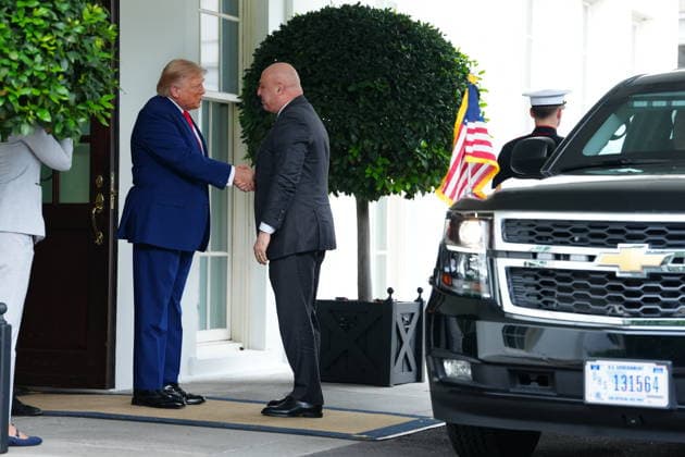 Trump Welcomes President Aoun of Lebanon United States President Donald J Trump greets President Joseph Aoun of the Republic of Lebanon at the West Wing Portico of the White House in Washington, DC, USA, on Tuesday, July 21, 2026. Aoun is in Washington to present a proposal designed to disarm the Iran-backed militant group Hezbollah and secure Israel s withdrawal from Lebanon. Credit: Aaron Schwartz Pool via CNP Washington District of Columbia United States  Copyright: xPool ABACAx