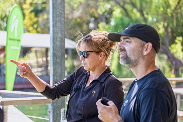 Sommertour 2026 bei Wasserski Langenfeld Mona Neubaur mit Florian SÜß (Wasserski Langenfeld) - Im Rahmen ihrer Sommertour 2026 durchs Rheinland besucht NRW-Landesministerin für Wirtschaft, Industrie, Klimaschutz und Energie Mona NEUBAUR (Die Grünen) die Wasserskianlage in Langenfeld, die in diesem Jahr ihr 50-jähriges Jubiläum feiert und zu den weltweit größten Wasserski-Standorten zählt. Langenfeld Nordrhein-Westfalen Deutschland *** 2026 Summer Tour at Wasserski Langenfeld: Mona Neubaur with Florian SÜß at Wasserski Langenfeld As part of her 2026 summer tour through the Rhineland, North Rhine-Westphalia’s Minister for Economic Affairs, Industry, Climate Protection, and Energy, Mona NEUBAUR (The Greens), will visit the water ski Copyright: xMarcxJohnx