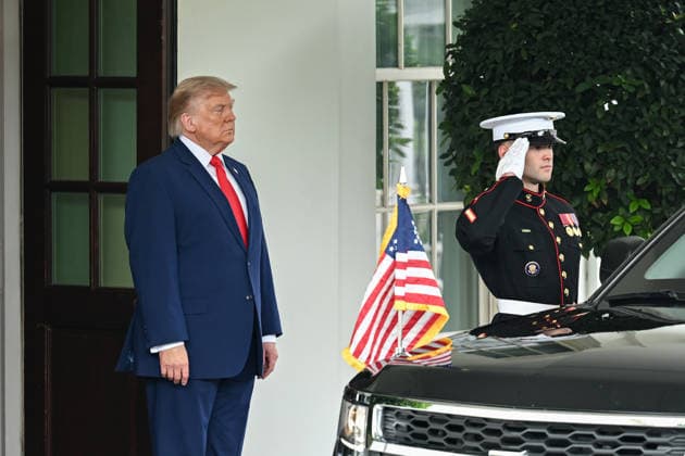 U.S. President Donald Trump meets Lebanese President Joseph Aoun WASHINGTON DC, UNITED STATES - JULY 21: U.S. President Donald Trump arrives to greet Lebanese President Joseph Aoun during an arrival ceremony at the White House in Washington, D.C., United States, on July 21, 2026. Mehmet Eser Anadolu Washington DC United States. Editorial use only. Please get in touch for any other usage.  Copyright: x2026xAnadoluxMehmetxEserx