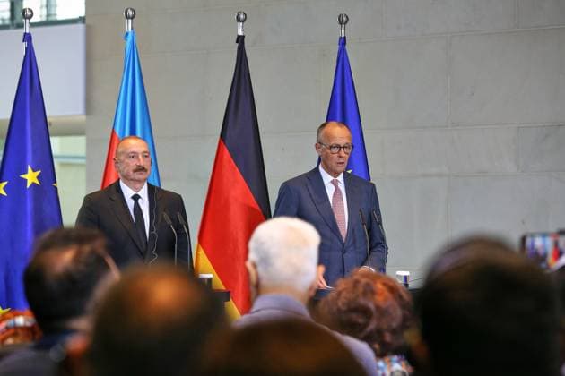 Berlin, Deutschland, 21.07.2026: Bundeskanzleramt: Empfang des Präsidenten Aserbaidschans: Präsident von Aserbaidschan Ilham Alijew und Bundeskanzler Friedrich Merz (CDU) geben ein Pressestatement *** Berlin, Germany, July 21, 2026; Federal Chancellery: Reception for the President of Azerbaijan; President of Azerbaijan Ilham Aliyev and Federal Chancellor Friedrich Merz (CDU) issue a press statement Copyright: xdtsxNachrichtenagenturx dts_128220