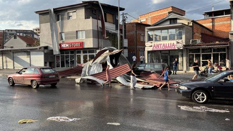 Severe summer storm causes damage across Skopje SKOPJE, NORTH MACEDONIA - JULY 21: A view of damage in the streets following a sudden, powerful storm that struck Skopje, North Macedonia, on July 21, 2026. Umeys Sulejman Anadolu Skopje North Macedonia. Editorial use only. Please get in touch for any other usage.  Copyright: x2026xAnadoluxUmeysxSulejmanx