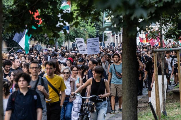 July 21, 2026, Tradate, Varese, Italy: A protest march involving over a thousand participantsÃ¢â‚¬organized following the death of Abderrahim Fakir, an entrepreneur of Moroccan origin who died on Sunday while being pinned face-down on the ground by police officersÃ¢â‚¬is making its way through the city streets. Tradate Italy  - ZUMAc276 20260721_zip_c276_014 Copyright: xAndreaxCarrubbax