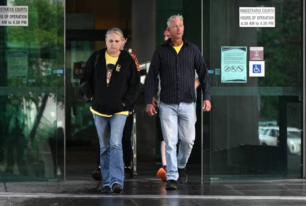 ANNETTE MASON DEATH INQUEST, Linda Mason (left) and Kevin Mason (right) the sister and brother of alleged victim Annette Mason are seen at the inquest into the 1989 murder of teen girl Annette Mason at the Brisbane Magistrate s Court in Brisbane, Wednesday, July 22, 2026. ( NO ARCHIVING BRISBANE QUEENSLAND AUSTRALIA  Copyright: xDARRENxENGLANDx 20260722159078888000