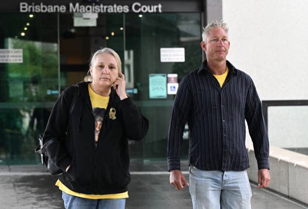 ANNETTE MASON DEATH INQUEST, Linda Mason (left) and Kevin Mason (right) the sister and brother of alleged victim Annette Mason are seen at the inquest into the 1989 murder of teen girl Annette Mason at the Brisbane Magistrate s Court in Brisbane, Wednesday, July 22, 2026. ( NO ARCHIVING BRISBANE QUEENSLAND AUSTRALIA  Copyright: xDARRENxENGLANDx 20260722179969754424