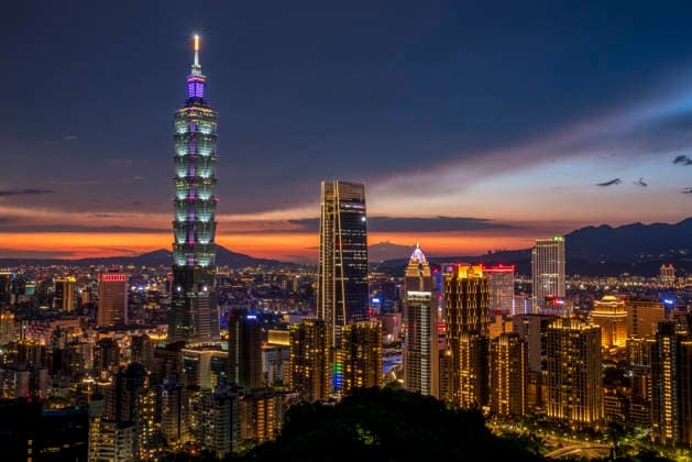 Taiwan Taipei Spiritual Offerings A view shows the Taipei 101 skyscraper, formerly the world s tallest building, and the surrounding city skyline at sunset in Taipei, Taiwan, on July 28, 2019. Taipei Taiwan Taiwan Copyright: xClaudioxSieberx