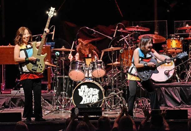 Shonen Knife, Atsuko Yamano, Risa Kawano, Naoko Yamano on stage for Men At Work Summer 2026 Concert Tour, Cobb Energy Performing Arts Centre, Atlanta, GA, July 21, 2026. Photo By: Derek Storm Everett Collection Men At Work Summer 2026 Concert Tour PUBLICATIONXNOTxINxCANxCHNxFRAxITAxJPNxNORxPOLxRUSxESPxUKxUSA