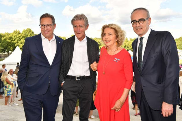 Robert Pölzer mit Michaela May mit Ehemann Bernd Schadewald und Fausto Panebianco (Konsul General of Italy) Sommerempfang des Bayerischen Landtags 2026 Neuen Schloss Schleißheim München 21. Juli 2026 *** Robert Pölzer with Michaela May, her husband Bernd Schadewald, and Fausto Panebianco, Consul General of Italy; Summer Reception of the Bavarian State Parliament 2026, New Palace of Schleißheim, Munich, July 21, 2026