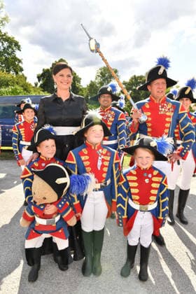 Ilse Aigner mit den Schleißheimer Schlosspfeifer Sommerempfang des Bayerischen Landtags 2026 Neuen Schloss Schleißheim München 21. Juli 2026 *** Ilse Aigner with the Schleißheim Palace Pipers at the Bavarian State Parliament’s 2026 Summer Reception, New Schleißheim Palace, Munich, July 21, 2026