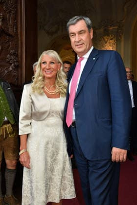 Markus Söder mit Ehefrau Karin Sommerempfang des Bayerischen Landtags 2026 Neuen Schloss Schleißheim München 21. Juli 2026 *** Markus Söder with his wife Karin at the 2026 Summer Reception of the Bavarian State Parliament at the New Palace in Schleißheim, Munich, July 21, 2026