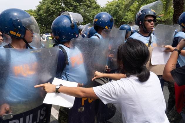 July 22, 2026, Pasay City, Philippines: PASAY Pasay City, PHILIPPINES Ã¢â‚¬ JULY 22, 2026: Protesters from the progressive alliance Bagong Alyansang Makabayan (Bayan) were dispersed by police after attempting to hold a demonstration outside the Philippine International Convention Center (PICC) in Pasay City, where the 59th ASEAN Foreign Ministers Meeting is being held from July 20Ã¢â‚¬24, 2026. The protest sought to condemn the presence of US Secretary of State Marco Rubio, whom demonstrators labeled a war criminal over his alleged role in US military actions abroad. Pasay City Philippines - ZUMAq101 20260722_zna_q101_014 Copyright: xCharlesxEdmonxS.xPerezx