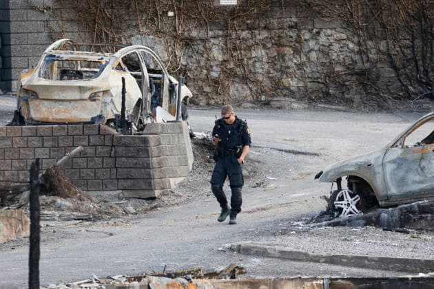 Norwegen, Großbrand in Drammen Brann i Drammen Krokstadelva 20260722. Storbrannen som startet fredag ettermiddag i et rekkehus ved Krokstadelva i Drammen. Omrade fotografert onsdag. Foto: Frederik Ringnes NTB Krokstadelva Norge J16M5sdWSb0 EDITORIAL USE ONLY Ref:_BNCJ16M5sdWSb0.jpg *** Fire in Drammen, Krokstadelva, July 22, 2026 The major fire that broke out Friday afternoon in a townhouse near Krokstadelva in Drammen. The area photographed on Wednesday. Photo by Frederik Ringnes, NTB. Krokstadelva, Norway. J16M5sdWSb0 EDITORIAL USE ONLY Ref BNCJ16M5sdWSb0 jpg  Copyright: xFrederikxRingnesx xNTBx