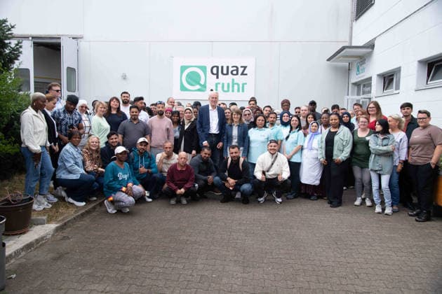Verena SCHAEFFER, Schäffer, Ministerin fuer Kinder, Jugend, Familie, Gleichstellung, Flucht und Integration des Landes Nordrhein-Westfalen besucht das Sprach- und Qualifizierungszentrum Quaz.Ruhr, Bochum, 22.07.2026 *** Verena SCHAEFFER, Schäffer, Minister for Children, Youth, Family, Equality, Refugees, and Integration of the State of North Rhine-Westphalia, visits the Quaz Ruhr Language and Training Center in Bochum on July 22, 2026