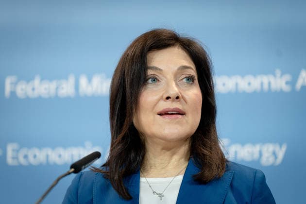 Katherina Reiche, Bundesministerin für Wirtschaft und Energie Katherina Reiche, Bundesministerin für Wirtschaft und Energie, BMWE, Berlin, Pressestatement zur neuen Startup- und Scaleup-Strategie Berlin Berlin GER *** Katherina Reiche, Federal Minister for Economic Affairs and Energy Katherina Reiche, Federal Minister for Economic Affairs and Energy, BMWE, Berlin, Press Statement on the New Startup and Scaleup Strategy Berlin Berlin GER