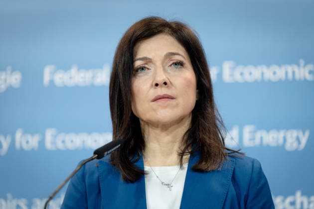 Katherina Reiche, Bundesministerin für Wirtschaft und Energie Katherina Reiche, Bundesministerin für Wirtschaft und Energie, BMWE, Berlin, Pressestatement zur neuen Startup- und Scaleup-Strategie Berlin Berlin GER *** Katherina Reiche, Federal Minister for Economic Affairs and Energy Katherina Reiche, Federal Minister for Economic Affairs and Energy, BMWE, Berlin, Press Statement on the New Startup and Scaleup Strategy Berlin Berlin GER