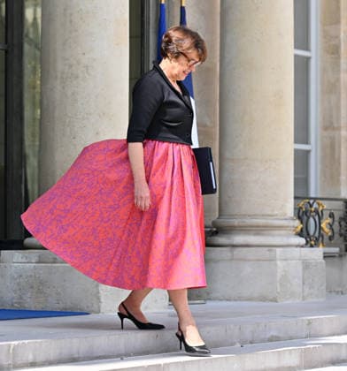 French government weekly cabinet meeting at Elysee Palace in Paris PARIS, FRANCE - JULY 22: French Agriculture Minister Annie Genevard leaves after the weekly cabinet meeting at the Elysee Palace in Paris, France on July 22, 2026. Mustafa Yalcin Anadolu Paris France. Editorial use only. Please get in touch for any other usage.  Copyright: x2026xAnadoluxMustafaxYalcinx