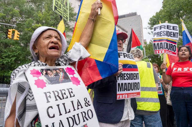 People demonstrate to demand the release of ousted Venezuelan President Nicolas Maduro and his wife, Cilia Flores, near the US District Court for the Southern District of New York, USA, 22 July 2026. Protest demands the release of Nicolas Maduro in New York !ACHTUNG: NUR REDAKTIONELLE NUTZUNG!  Copyright: xAngelxColmenaresx AME1897 20260722-55020961466_1