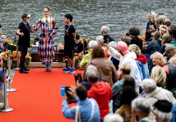 AMSTERDAM - Drag queens and drag kings at the opening of the WorldPride program of the Shakespeare Club of COC Amsterdam and surroundings and H ART Museum. RAMON VAN FLYMEN ANP netherlands out - belgium out  Copyright: xx x564061271x originalFilename: 564061271.jpg